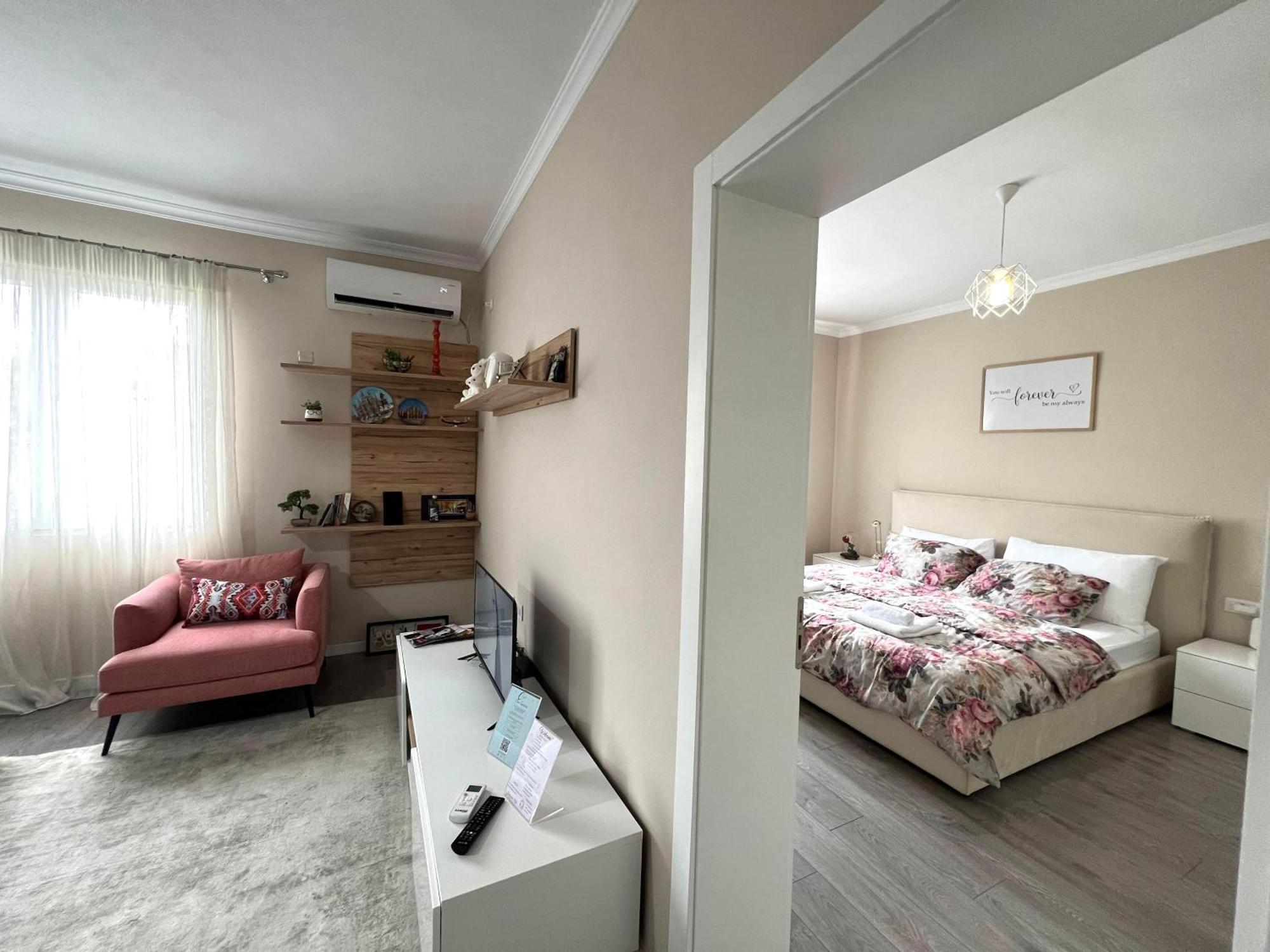 Cozy Flat Near Air Albania Stadium 1 Tirana Exterior foto